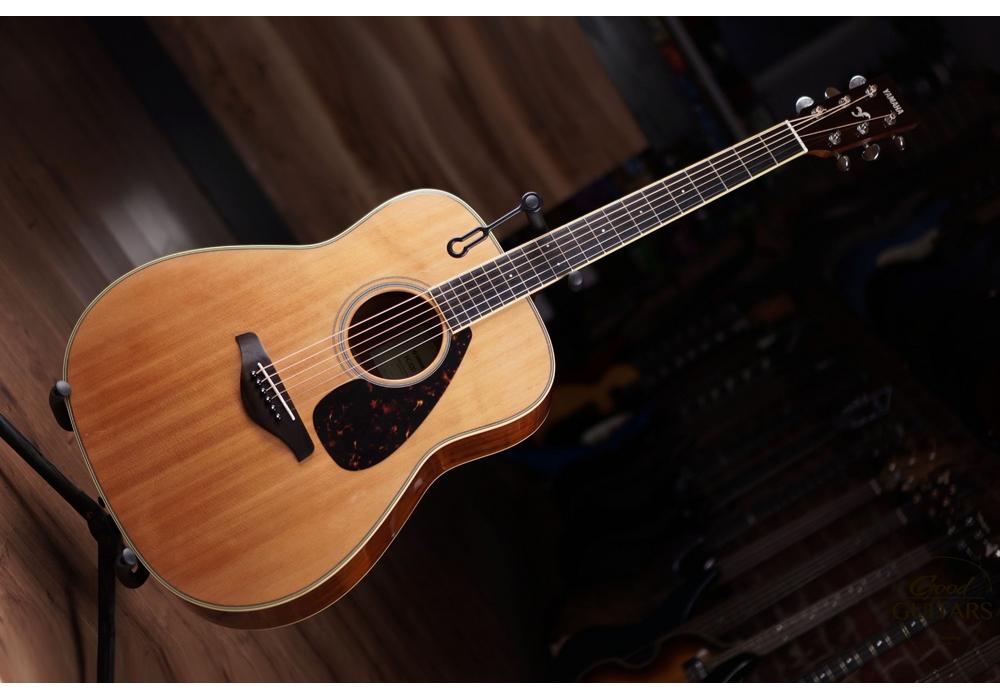 Yamaha FG820 #620108