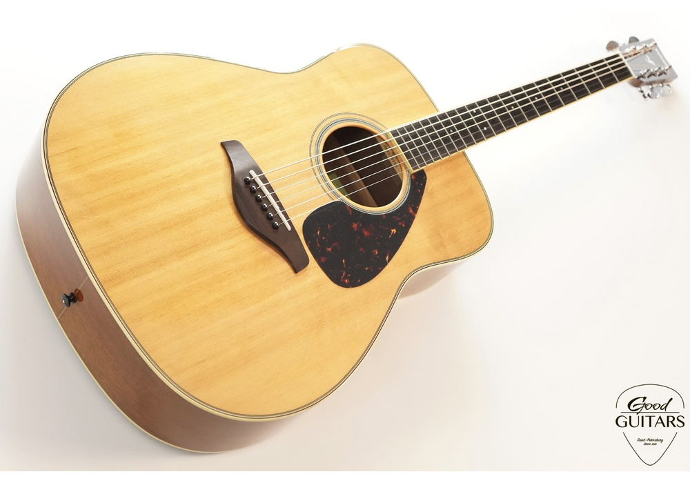 Yamaha FG820 #620075