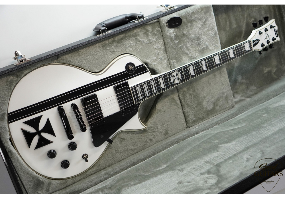 LTD Iron Cross Snow White James Hetfield Signature #624725
