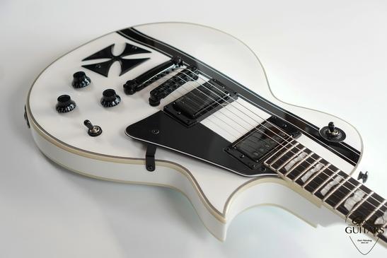 LTD Iron Cross Snow White James Hetfield Signature #624701
