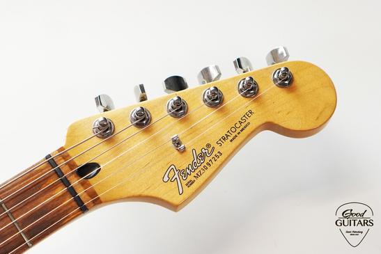Fender Standard Stratocaster Satin CAR HSS #634421