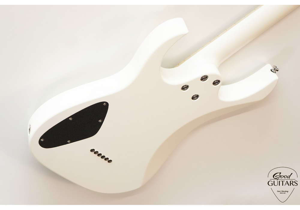 INT Guitars Superstrat Baritone White #617735